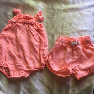 10 pieces of newborn clothing for $6